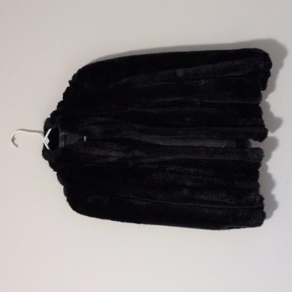 CASPER Jackets & Blazers - 80s Casper Black Faux Fur Short Coat Black Satin Lining Vegan.